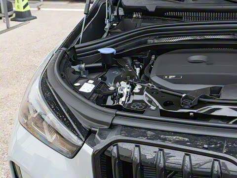 2025�� xDrive25Li M�˶���ҹ��װ