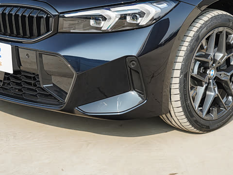 2026�� 330i M�˶���ҹ��װ