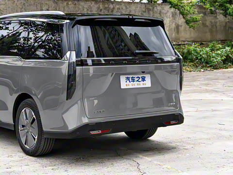 2025�� 527km ɭ�ֳ�������