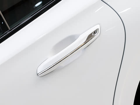 2026�� 2.0T ���а�