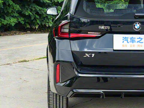 2025�� xDrive25Li M�˶���ҹ��װ