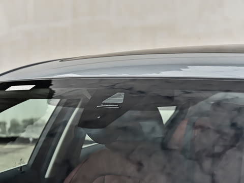 2026�� 325Li M�˶���װ