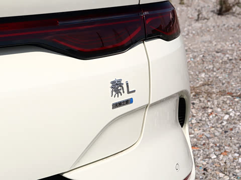 2025�� EV 545KM������