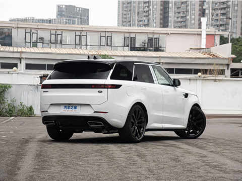 2026�� 400PS Dynamic SE