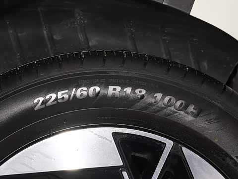 2025�� ����SMART�� 64.2kWh