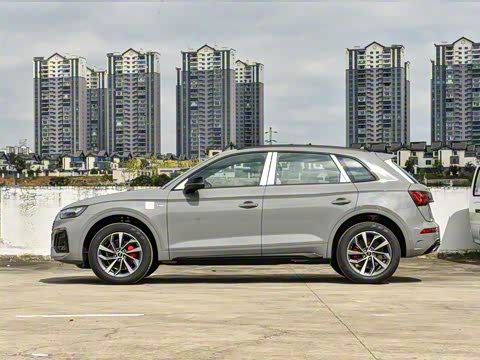 2026 45ذ 40 TFSI ʱж