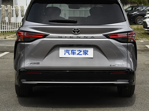 2027�� 2.5L ˫������������
