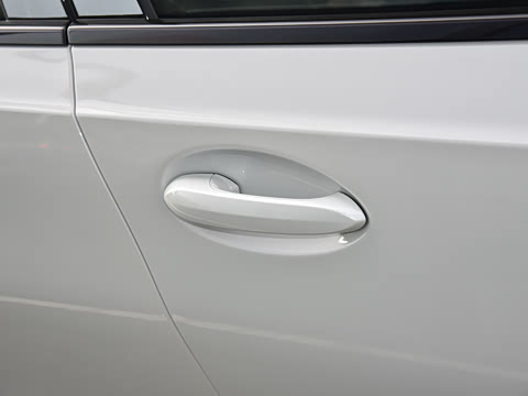 2026�� �Ŀ� eDrive 40 L ��ҹ��װ