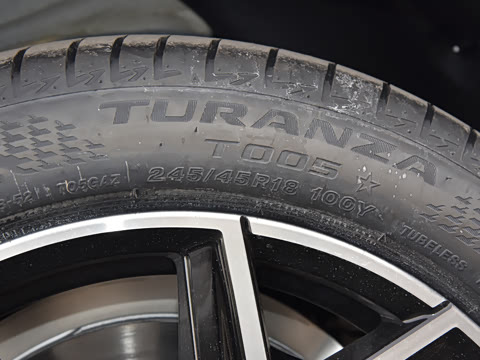 2026�� �Ŀ� eDrive 40 L ��ҹ��װ