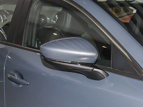 2025�� 2.0L �Զ����Ű�