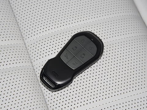 2026�� ���� 650 UltraSE