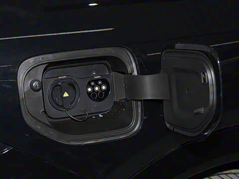 2026�� ���� 702 Max �콢��