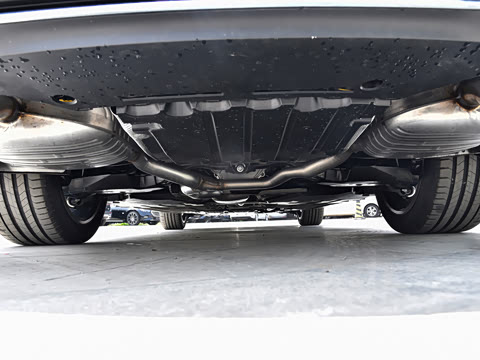 2026�� �Ŀ�� E 300 L ʱ����