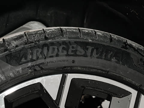 2026�� xDrive30L ������ M�˶���ҹ��װ