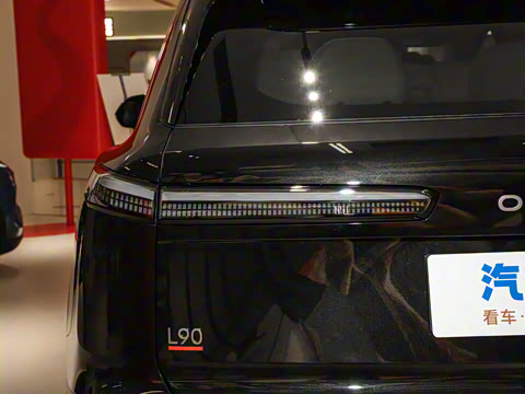 2025�� Ultra ������