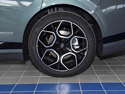 2026�� ������������� 730������