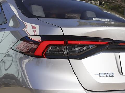 2026�� 1.8L ˫�� ��Ӣ��