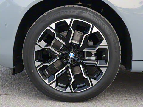 2025�� xDrive30L ������ M�˶���ҹ��װ