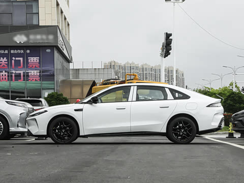 2026�� 560MAX