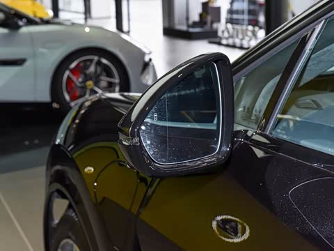 2026�� 600 SE 5��