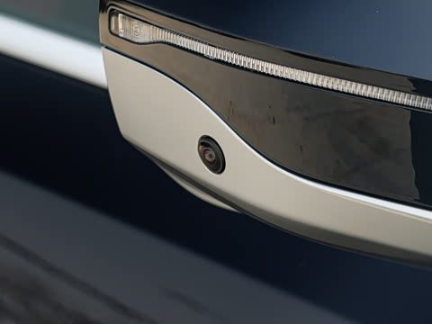 2026�� �Ŀ� 530Li ������ M�˶���װ