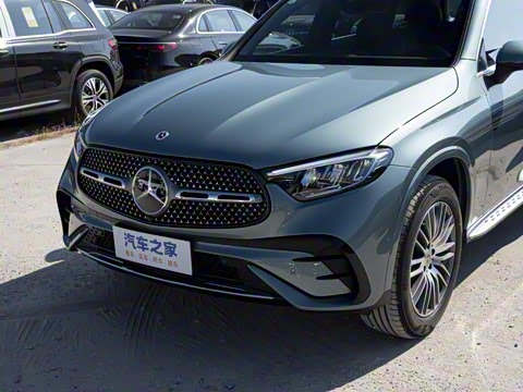 2026�� GLC 300 L 4MATIC ������ 5��