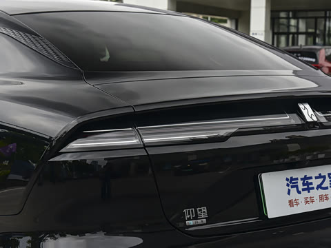 2026�� PHEV ����������