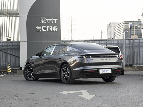 2025�� 240����Ultra H5