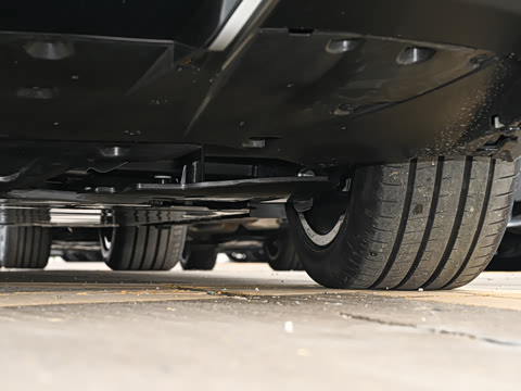 2026�� �Ŀ� eDrive 40 L ��ҹ��װ