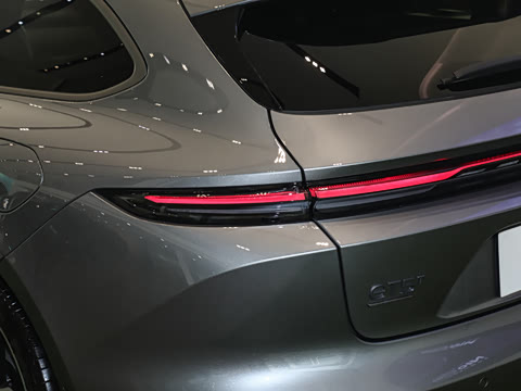 2025�� �ھ������ 100kWh Touring