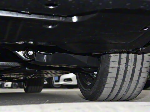 2026�� C 260 L �˶���