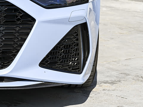 2025��  RS 6 4.0T Avant performance