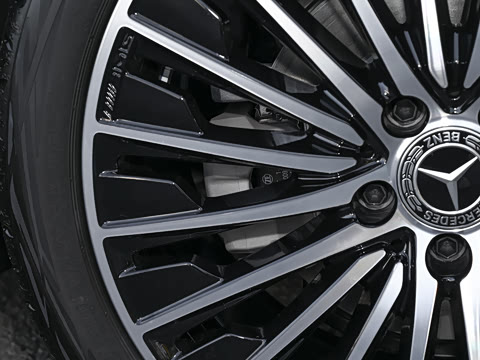 2026�� CLE 300 4MATIC �����ͽ��ܳ�