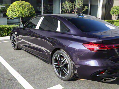 2026�� 2.0T �˶��� quattro