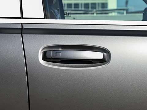 2025�� 2.0T 4WD Pro