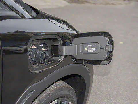 2025�� �Ǽݰ� 405km ���ڰ�