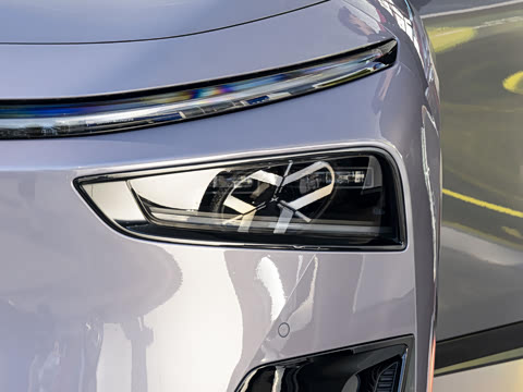 2026�� ���� 1704 Max �콢��