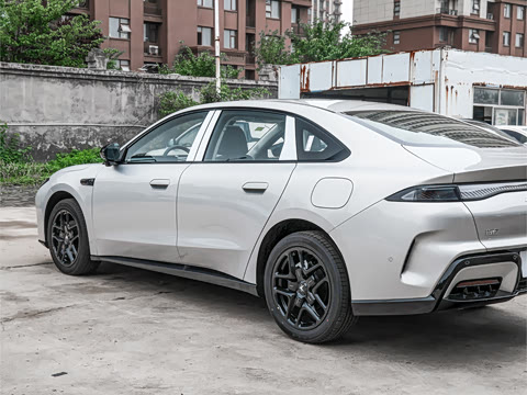 2026�� 560MAX