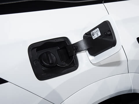 2027�� 2.0T ˫�������������
