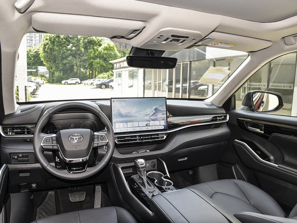 Toyota Highlander V, Внедорожник 5 дв.: фото поколения