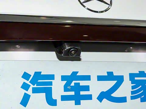 2025�� �Ŀ� E 300 ʱ�����˶���