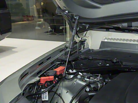 2025�� 90 2.0T P300 S