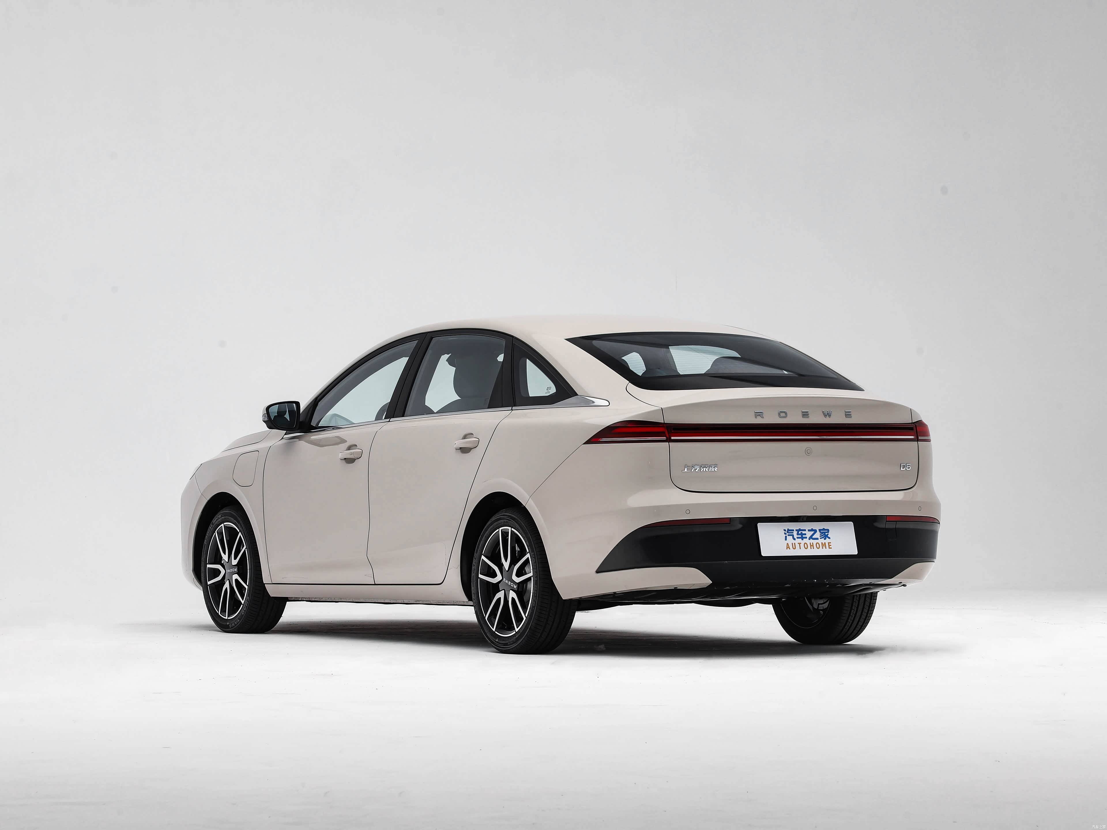 Roewe D6, миниатюра 5