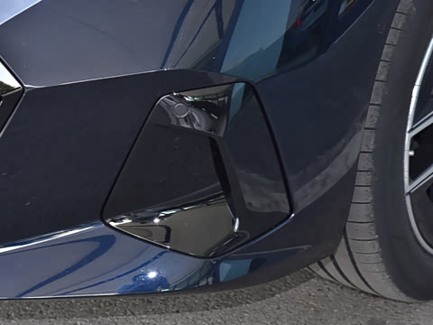 2026�� �Ŀ� eDrive 40L M�˶���װ