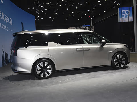 2027�� Ultra ����