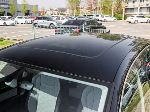 2026�� 3000������ѡ�� 330TSI DSG��Ӣ��