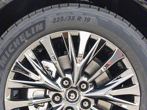 2025�� �ʹ� ˫�� 2.5L ī���