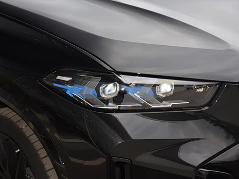 2026�� �Ŀ� xDrive 40Li ������M�˶���ҹ��װ