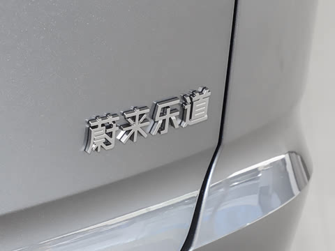 2025�� Ultra ������