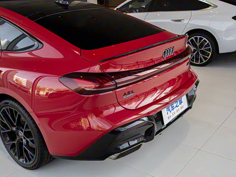 2026�� TFSI quattro 150kW �����޶���